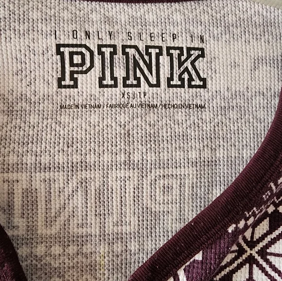Victoria's Secret PINK Thermal Holiday Dog Logo Burgundy Long Sleeve PJ Size XS - Picture 2 of 4